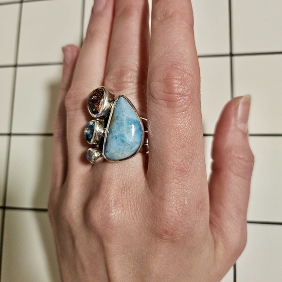 Atlantis Gemstone Statement Ring - Picture 5 of 7